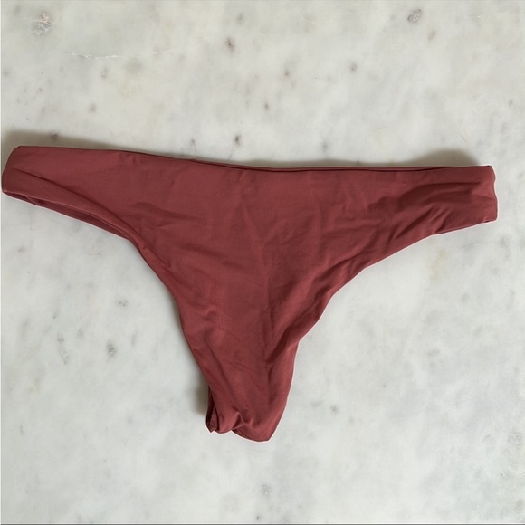 L*space Olivia top & bottom rust color medium - Picture 3 of 6